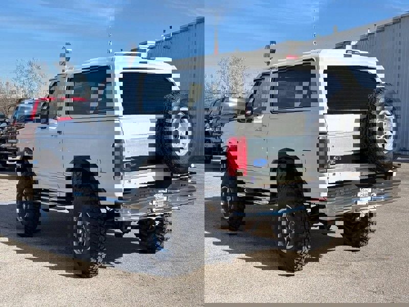 Used 1993 Ford Bronco image 5