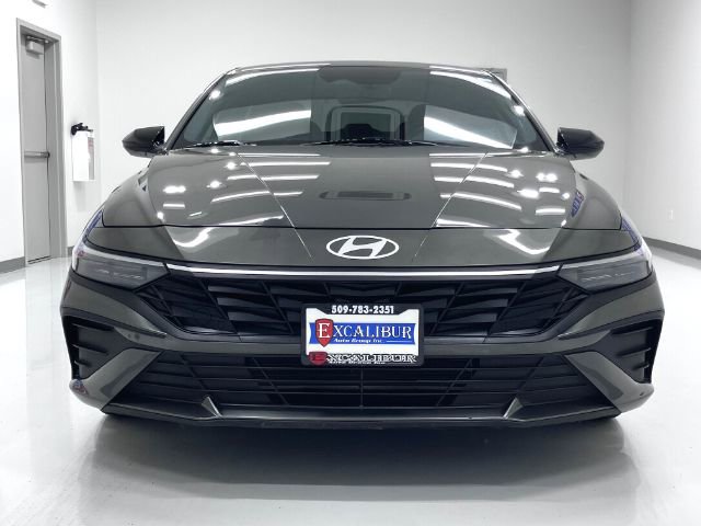 Used 2025 Hyundai Elantra Sport image 7