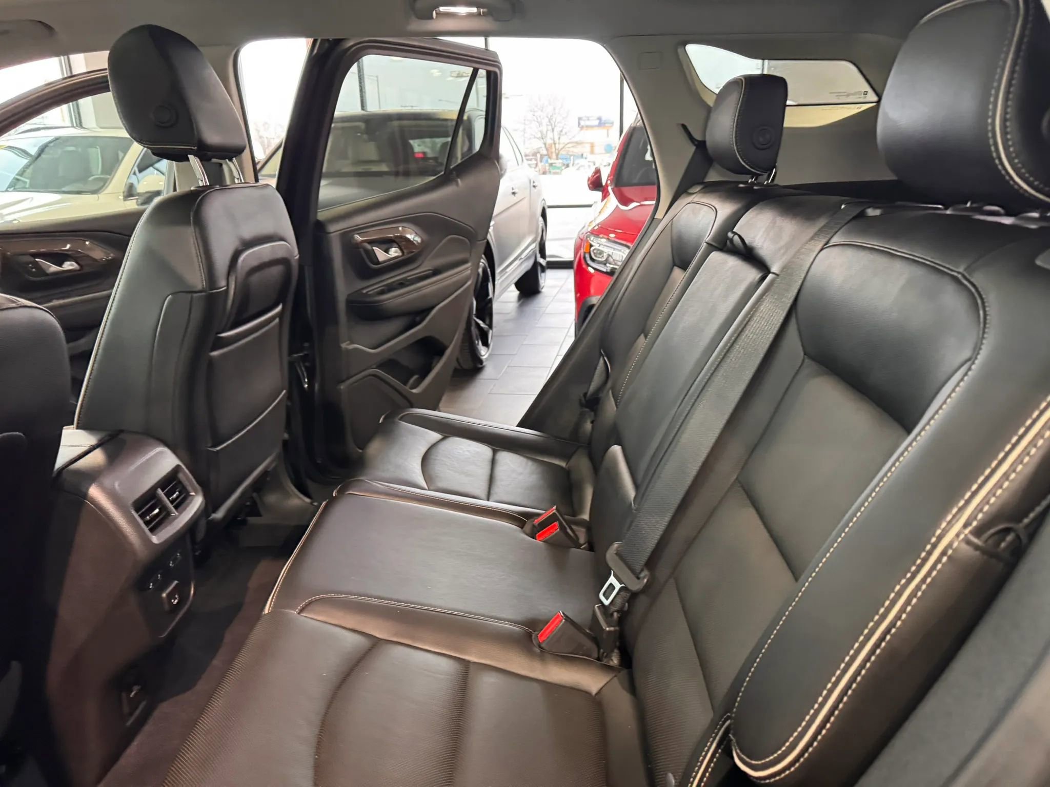 Used 2020 GMC Terrain Denali w/ GMC Pro Grade Package image 21