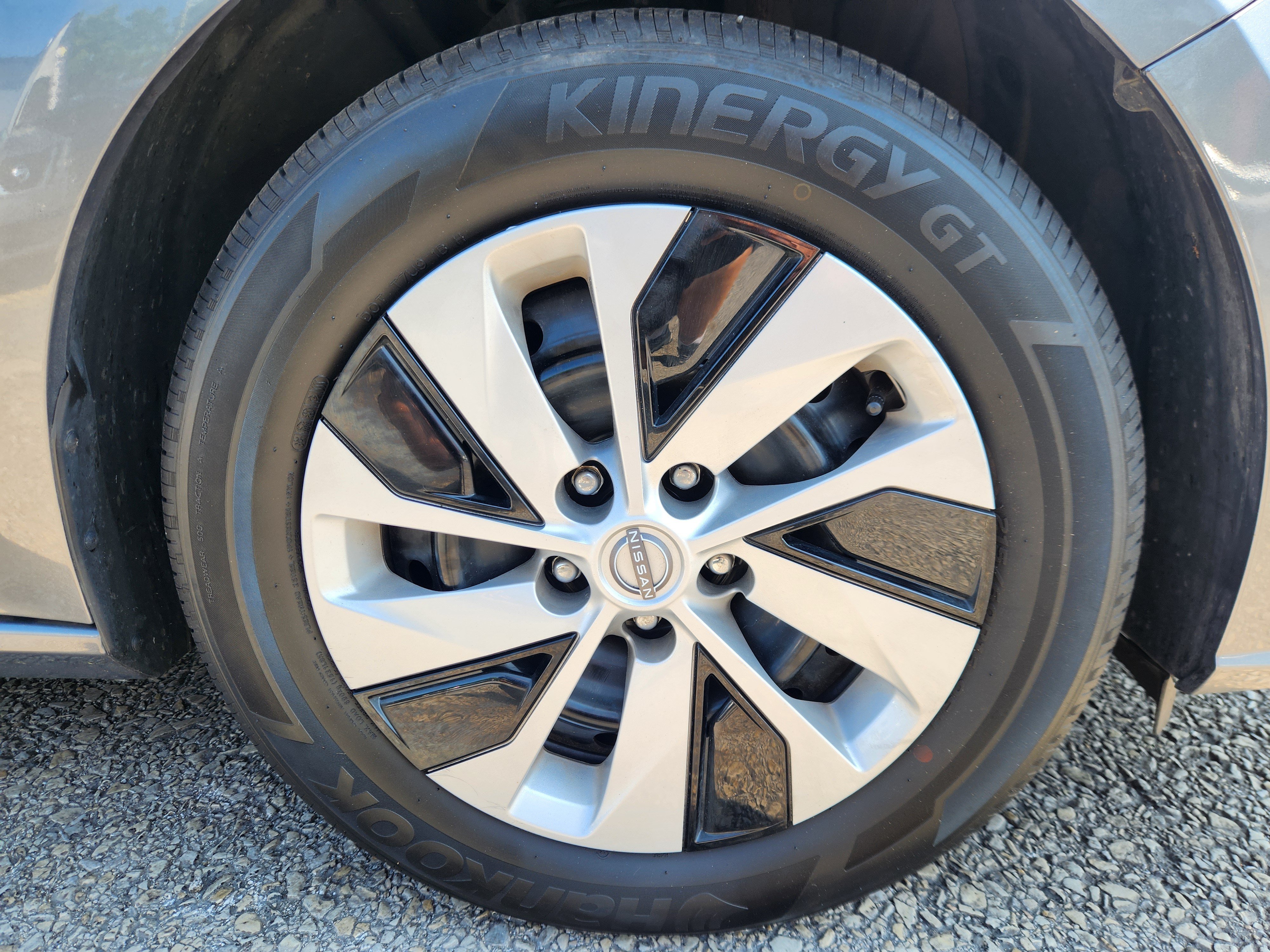 Certified 2025 Nissan Altima 2.5 S FWD image 19