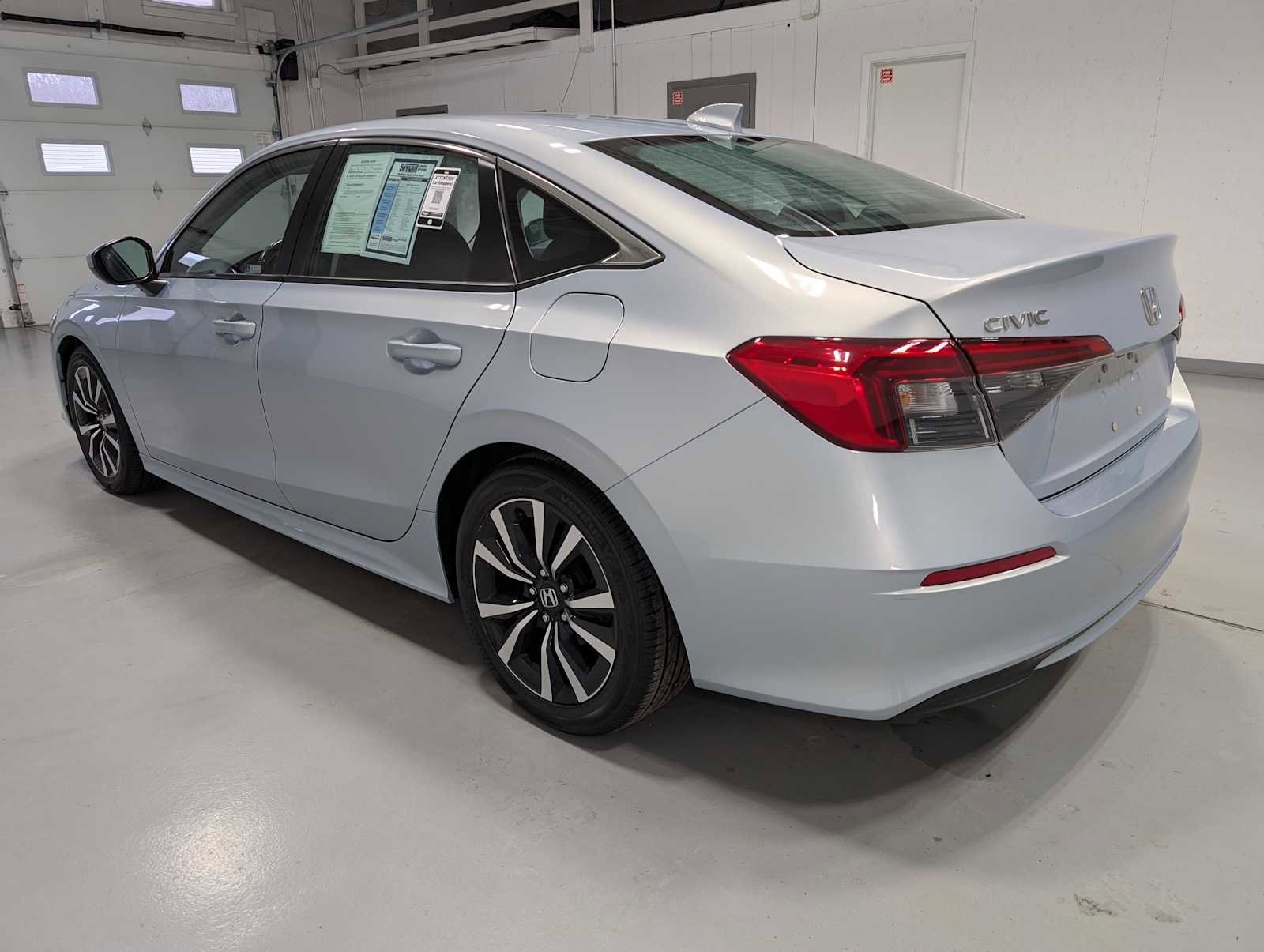 Used 2022 Honda Civic EX image 10