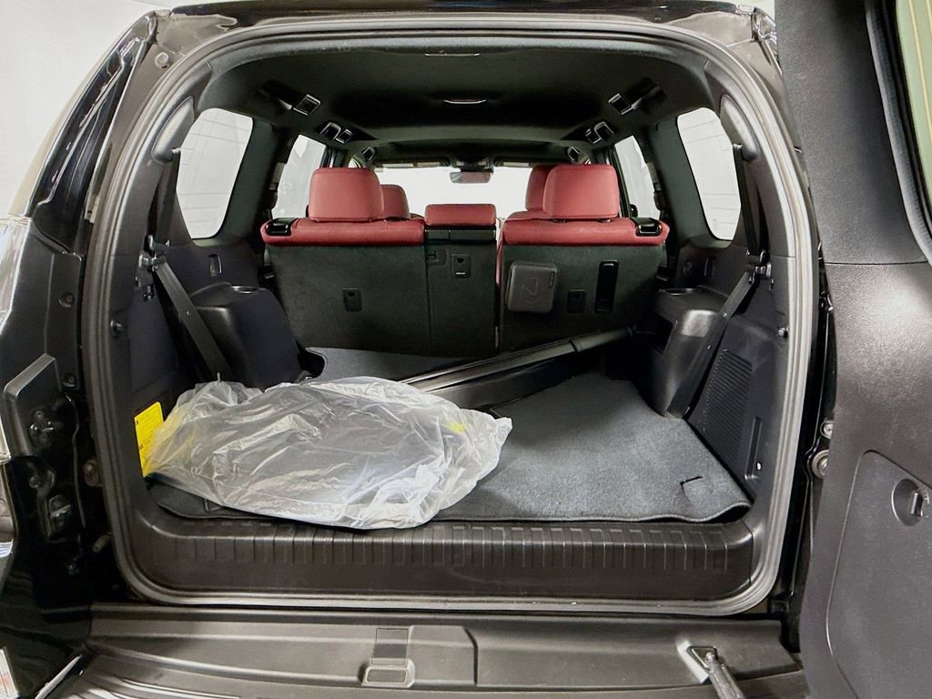 Certified 2023 Lexus GX 460 Premium w/ Premium Package image 28