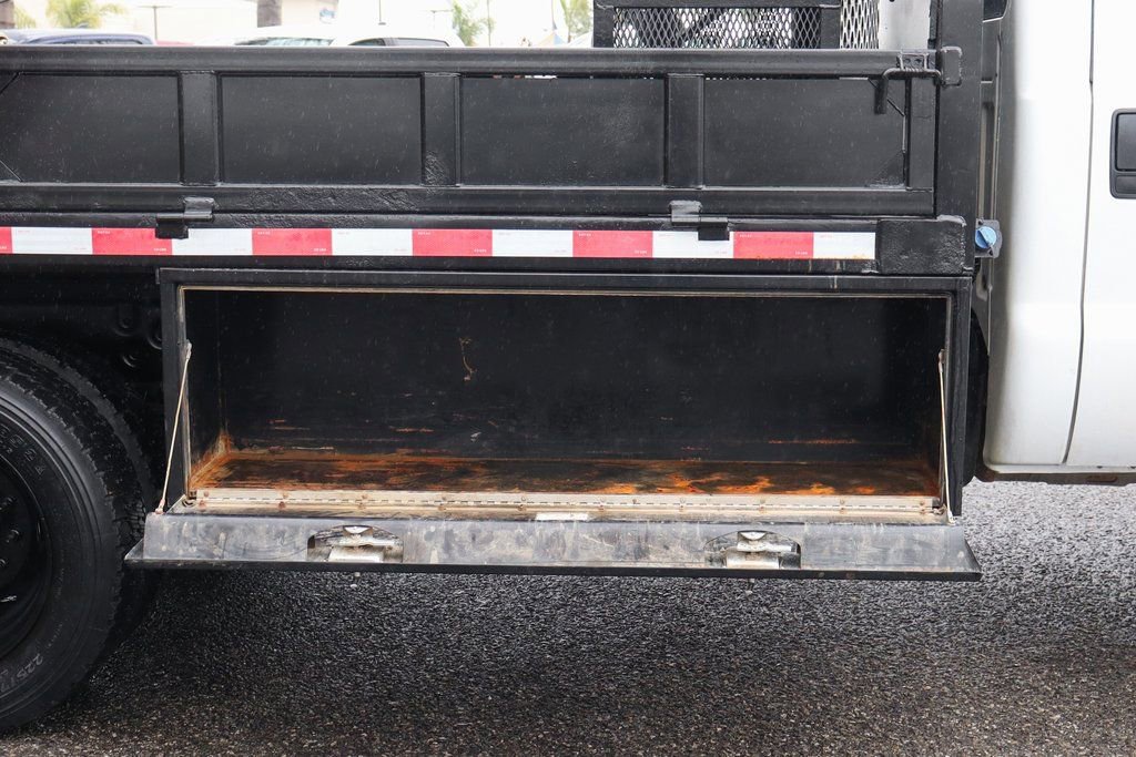 Used 2011 Ford F550 4x4 Crew Cab Super Duty w/ Payload Upgrade Pkg image 42