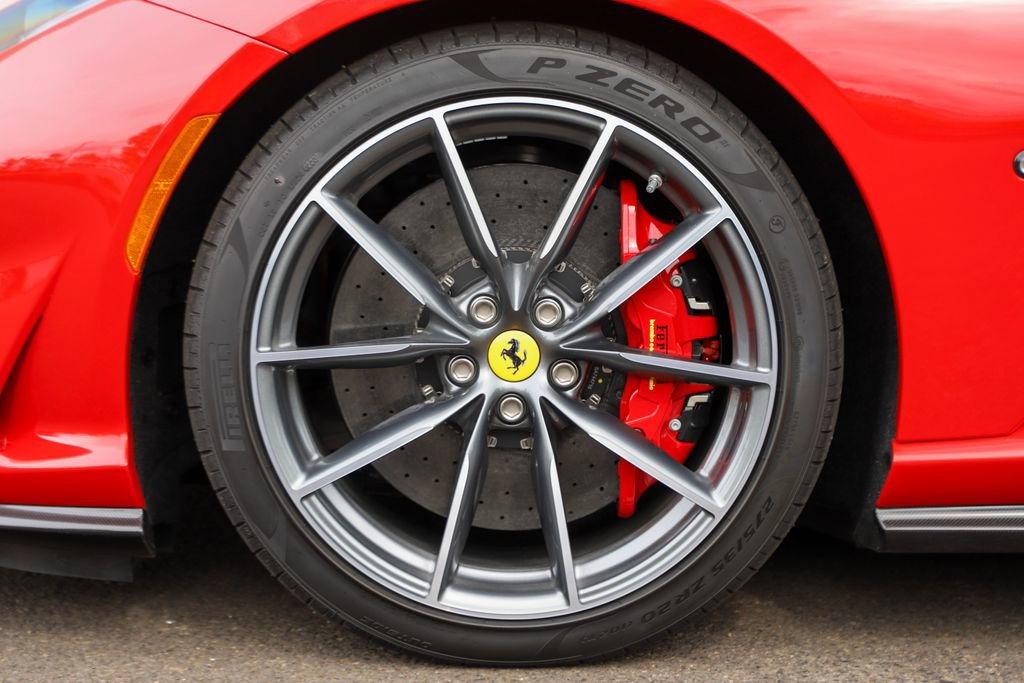 Used 2023 Ferrari 812 GTS RWD image 12