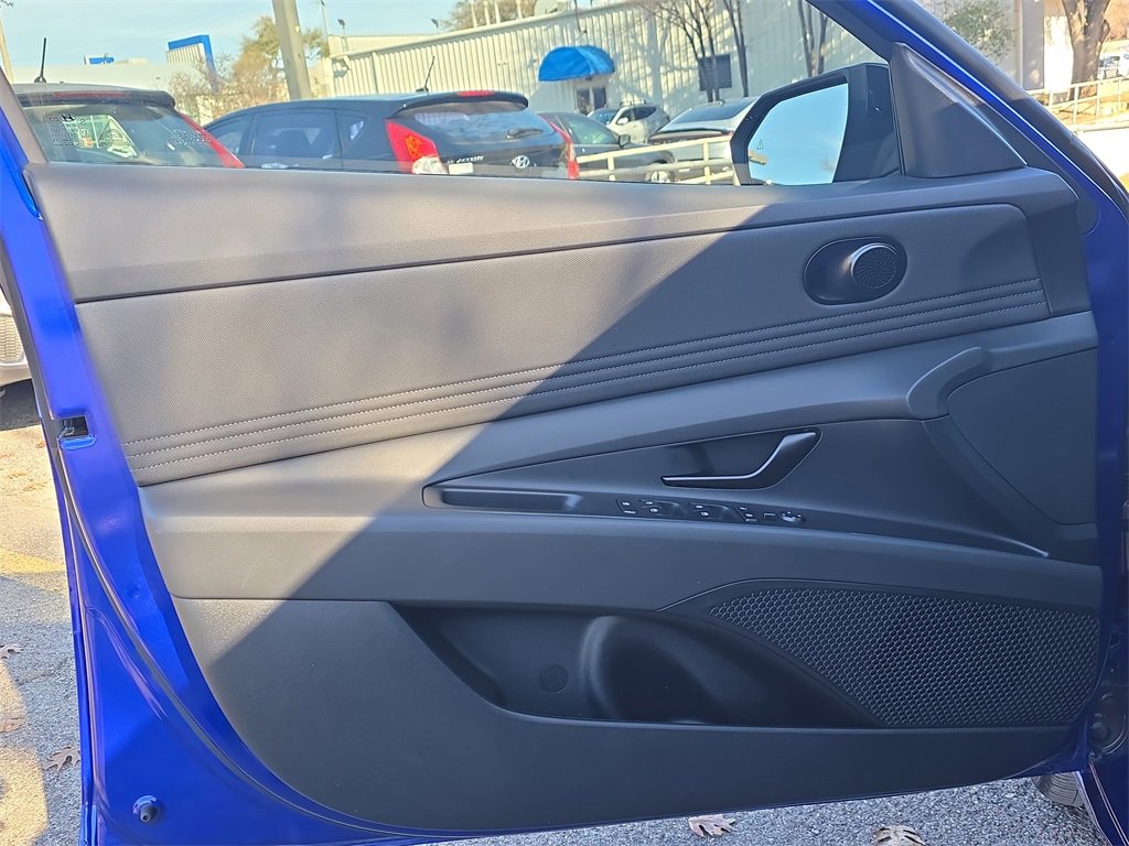 Certified 2026 Hyundai Elantra Sport image 24