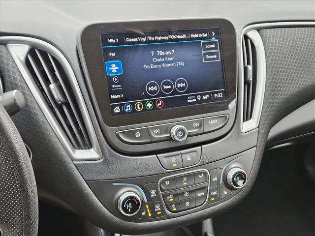 Used 2025 Chevrolet Malibu LT FWD image 14