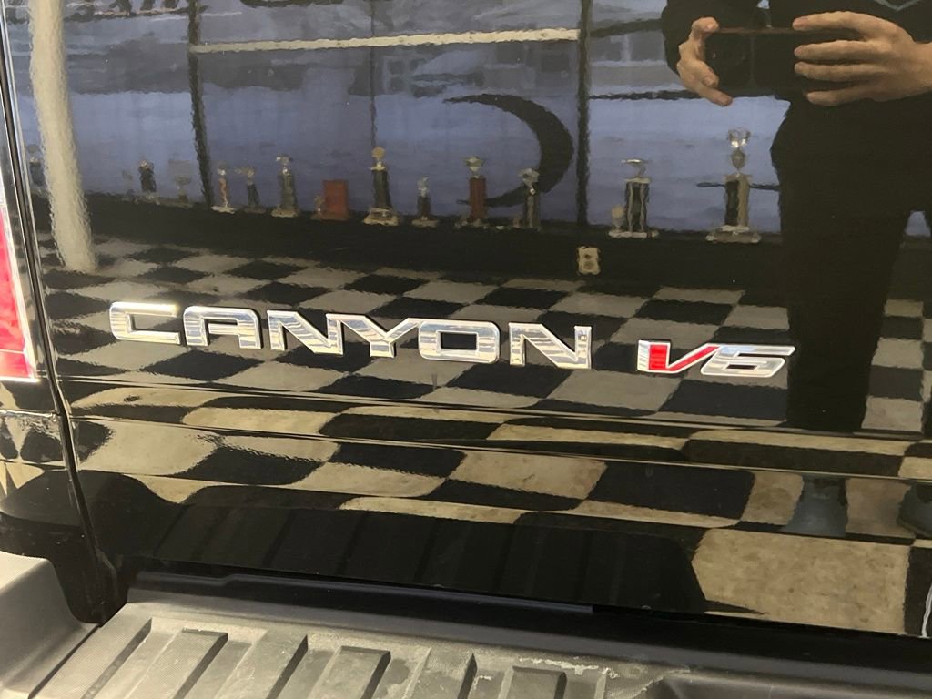 Used 2019 GMC Canyon SLE AWD/4WD image 13
