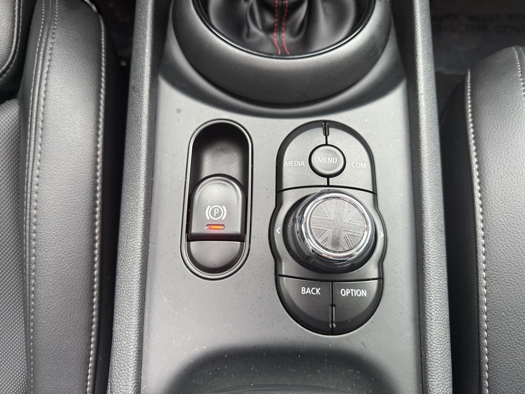 Used 2020 MINI Cooper Clubman S w/ Storage Package image 16