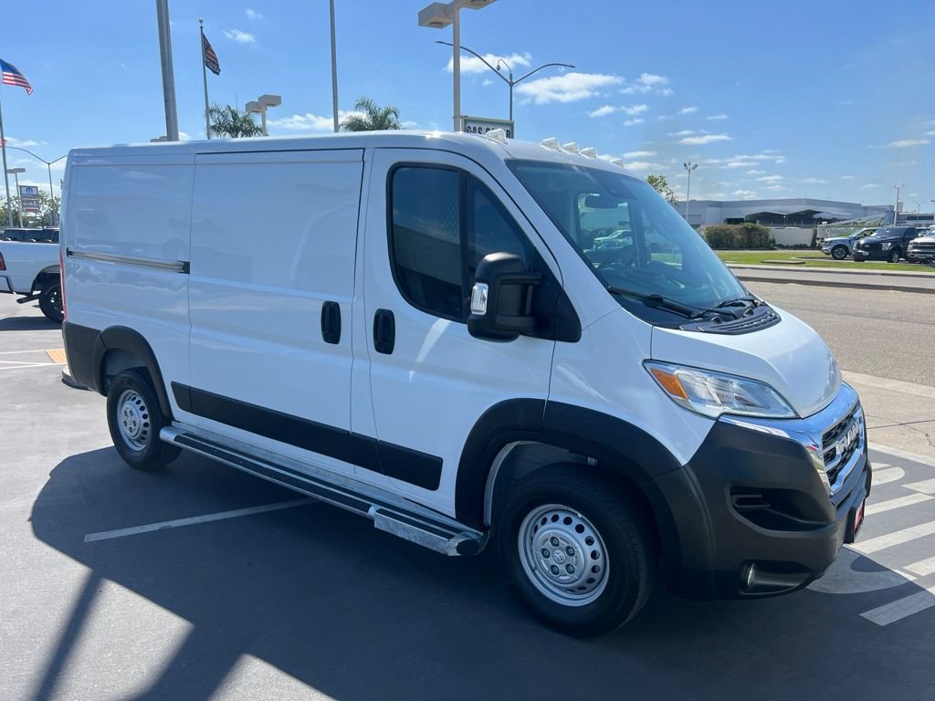 Used 2025 RAM ProMaster 2500 w/ U-Haul Equipment Group FWD image 11