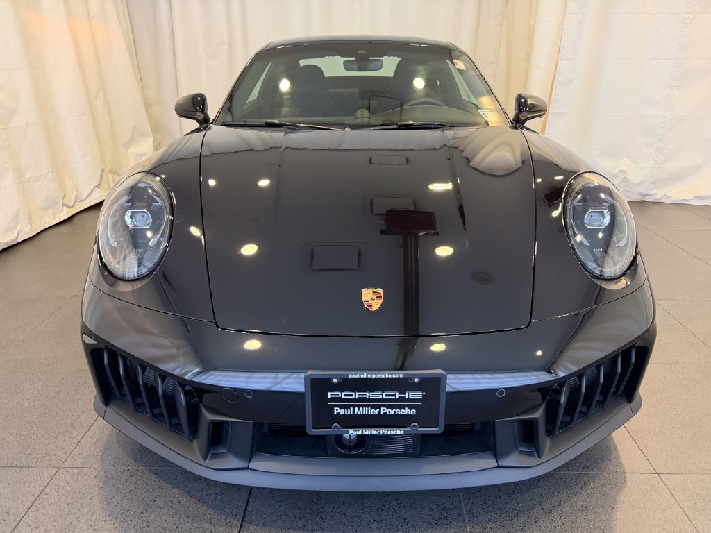 Certified 2025 Porsche 911 Carrera 4 GTS AWD/4WD image 6