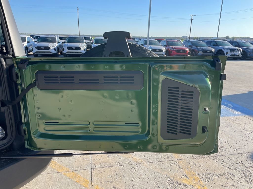 New 2025 Ford Bronco Outer Banks image 21