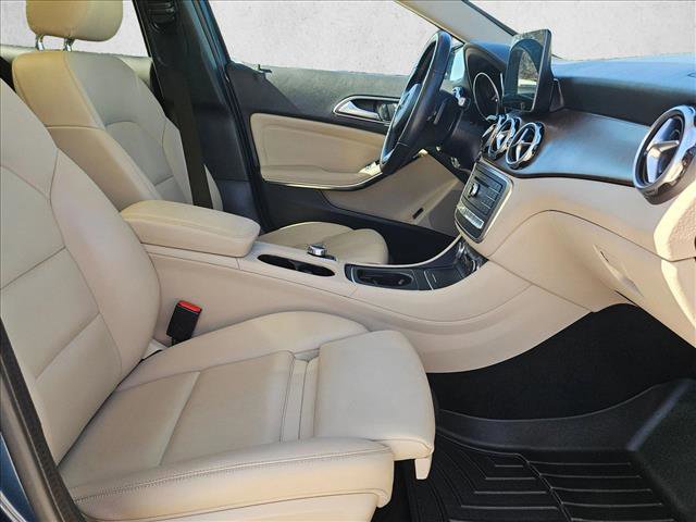 Used 2020 Mercedes-Benz GLA 250 4MATIC image 22