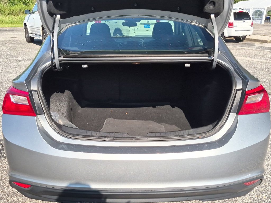 Used 2023 Chevrolet Malibu LT FWD image 29