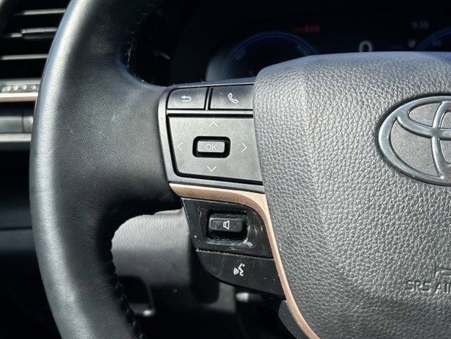 Used 2023 Toyota Crown AWD/4WD image 36