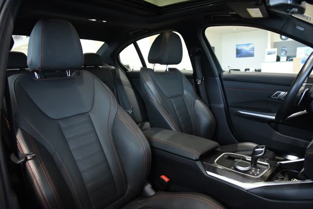 Used 2020 BMW 330i xDrive Sedan w/ Premium Package image 22