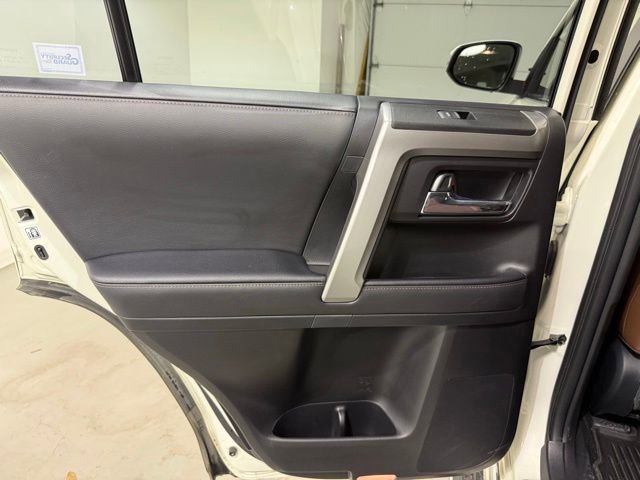 Used 2023 Toyota 4Runner Limited AWD/4WD image 23