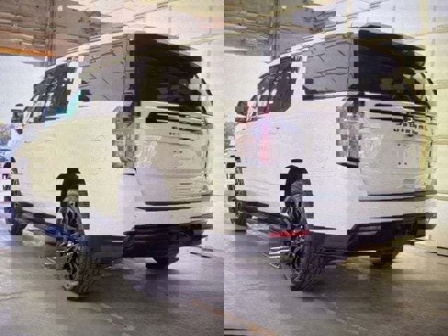 Used 2023 Chevrolet Suburban RST w/ Luxury Package image 6