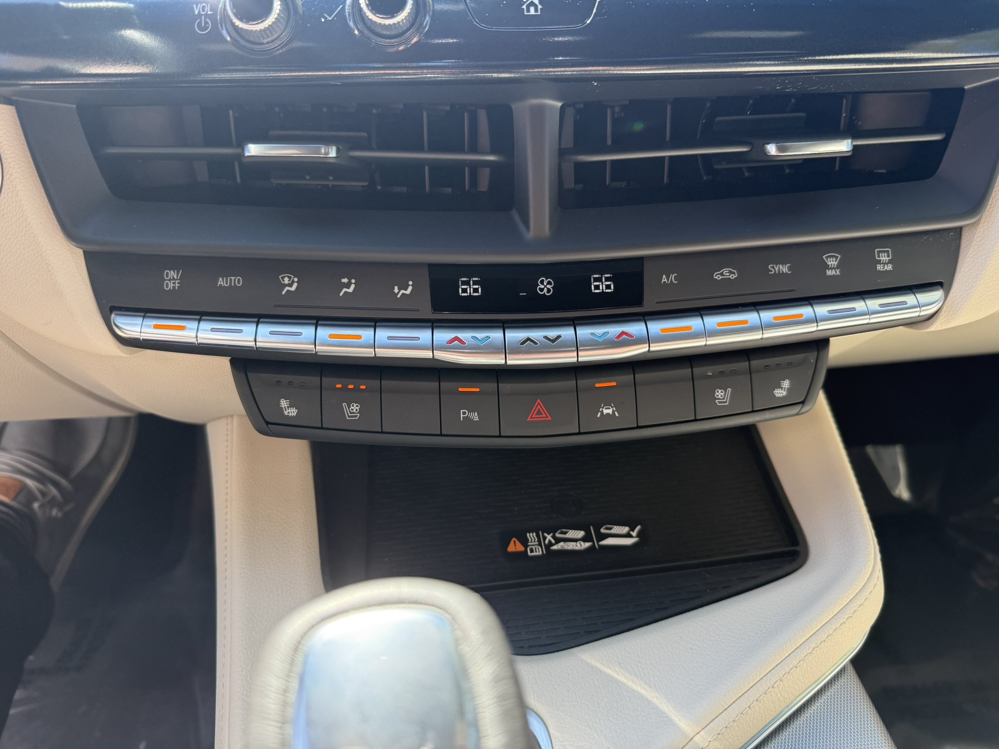Used 2025 Cadillac CT4 Premium Luxury AWD/4WD image 15