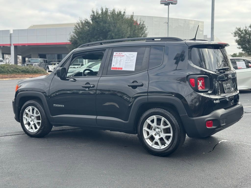 Used 2019 Jeep Renegade Latitude image 10
