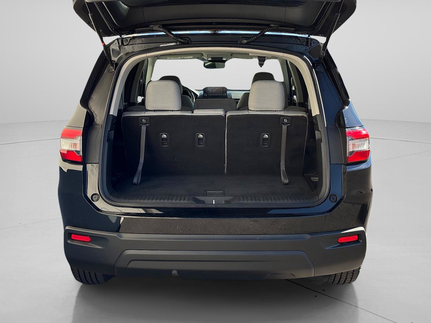 Certified 2023 Honda Pilot LX image 5