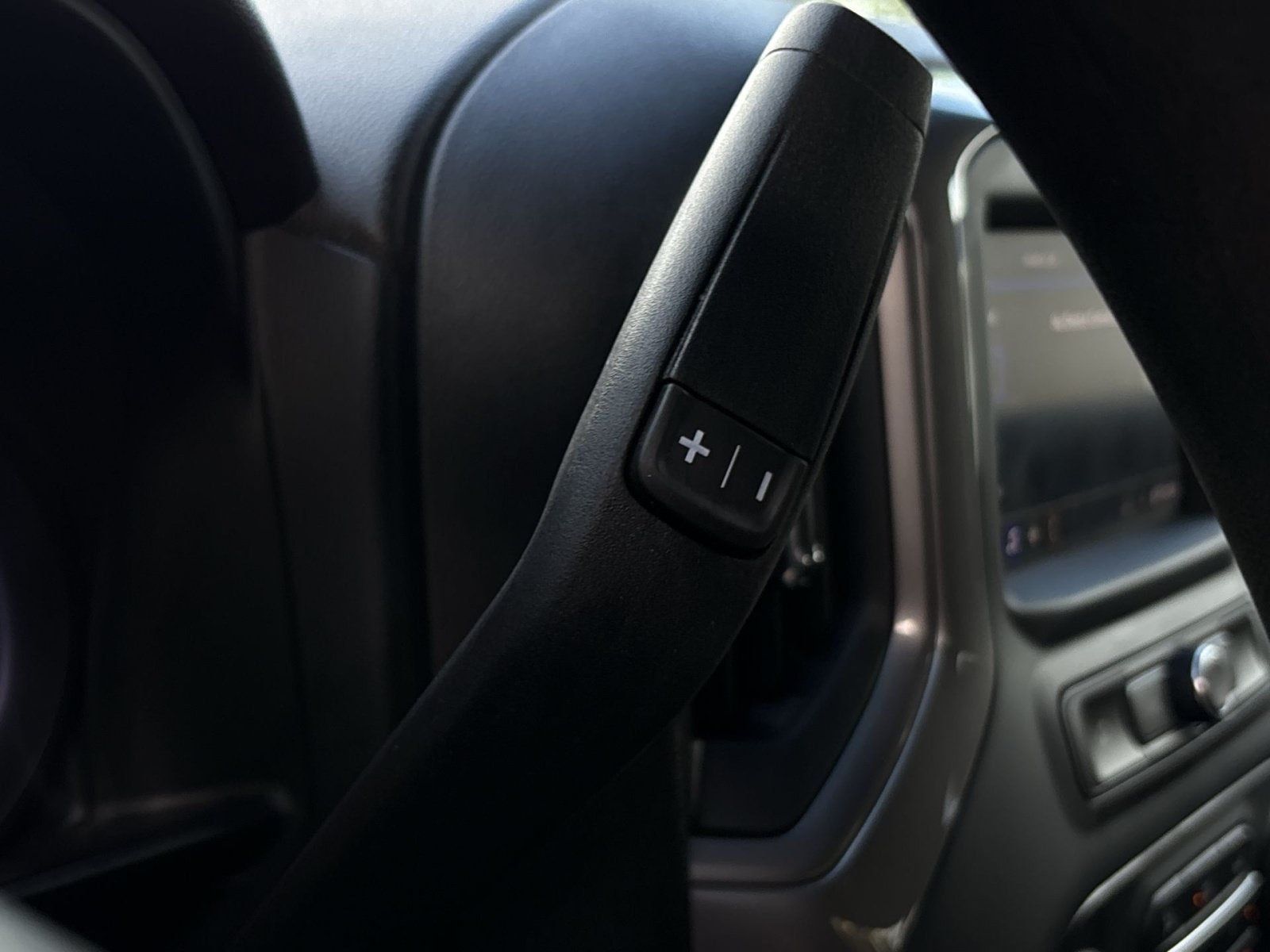 Used 2021 Chevrolet Silverado 1500 Custom w/ LPO, Dark Essentials Package AWD/4WD image 26