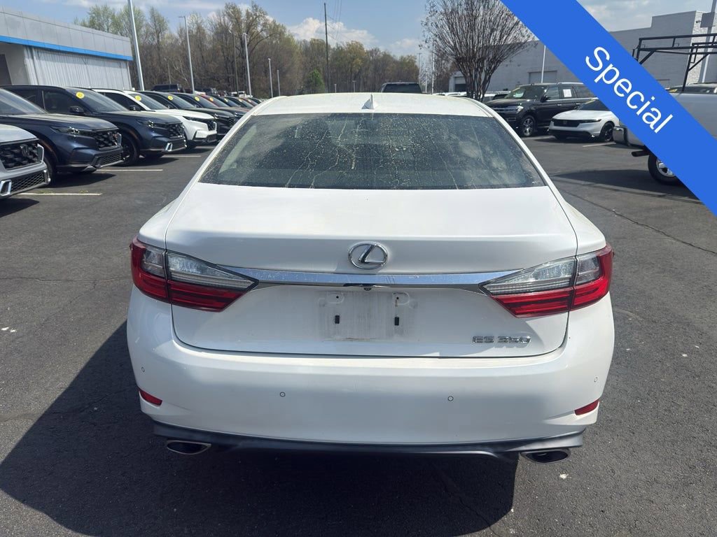 Used 2017 Lexus ES 350 w/ Navigation System Package image 4