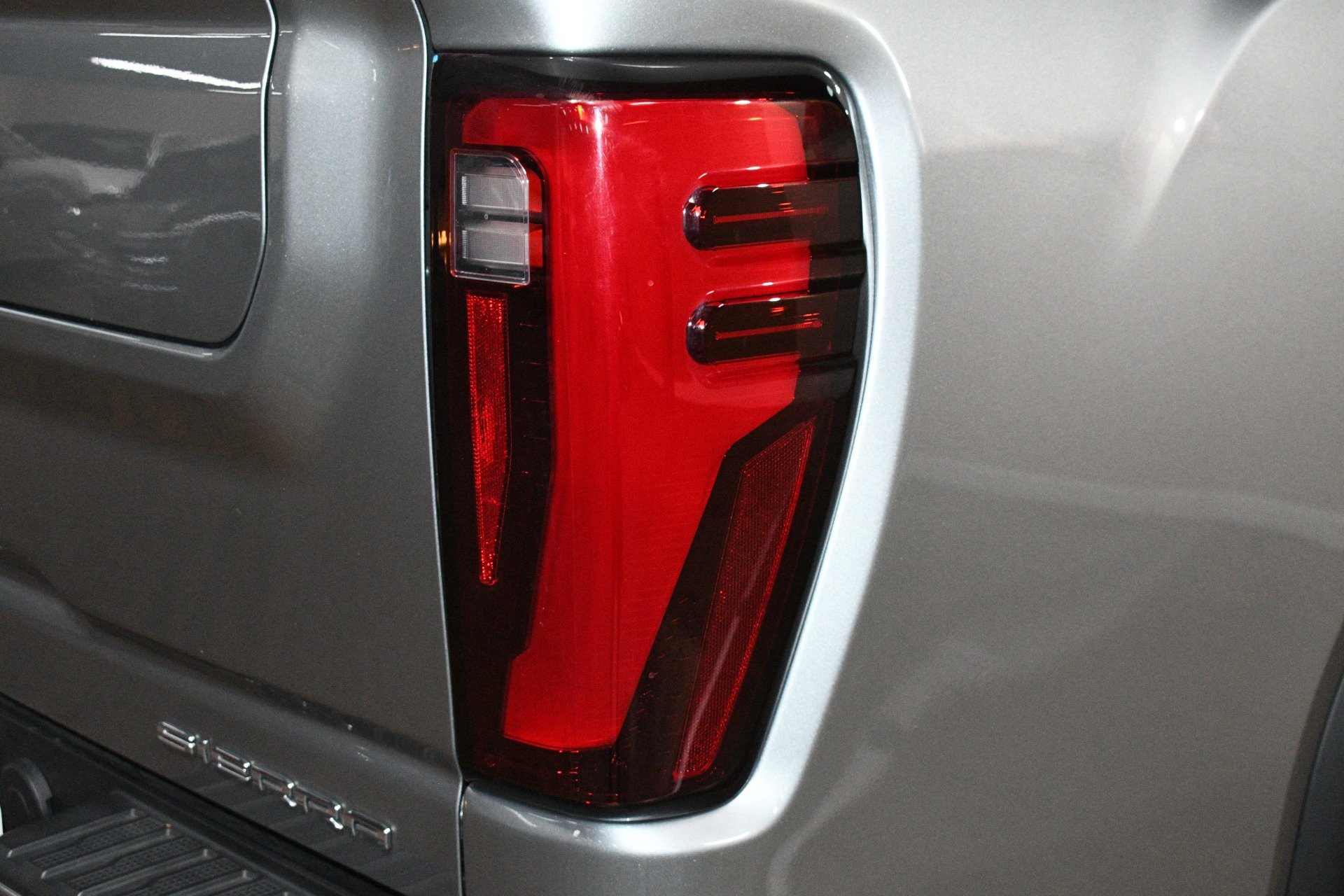 Used 2024 GMC Sierra 2500 Denali w/ Denali Reserve Package AWD/4WD image 59