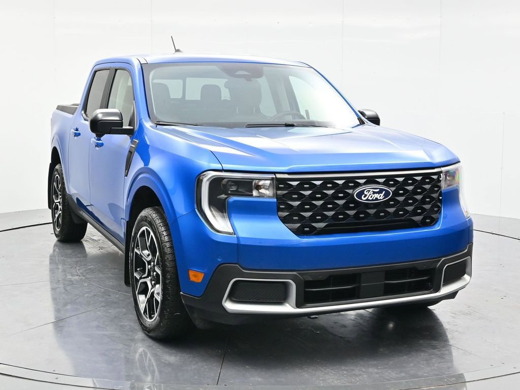 Used 2025 Ford Maverick Lariat AWD/4WD image 3