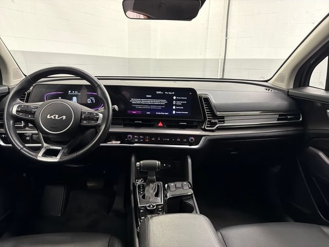 Certified 2025 Kia Sportage EX AWD/4WD image 14