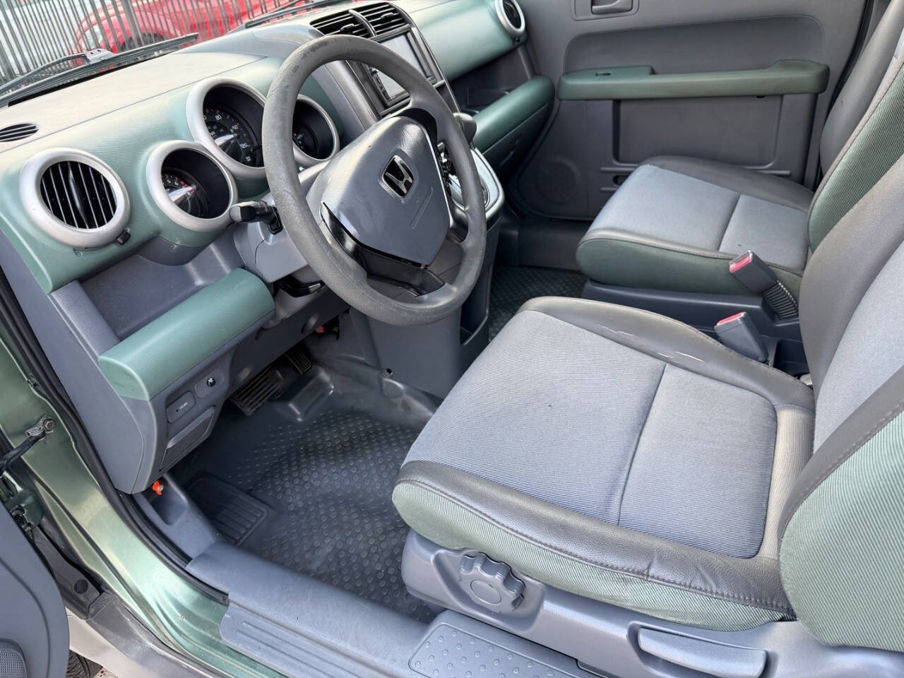 Used 2005 Honda Element LX image 11