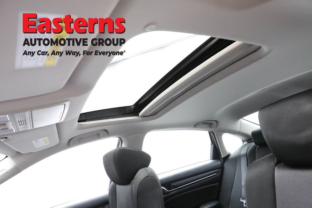 Used 2019 Honda Accord EX image 33