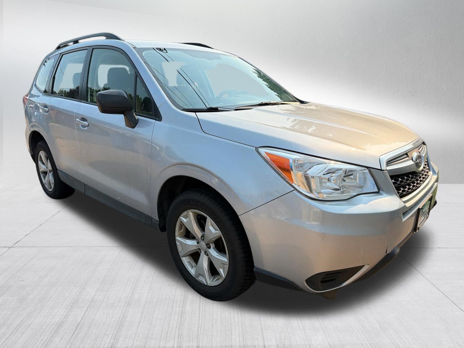 Used 2016 Subaru Forester 2.5i w/ Popular Package #2 AWD/4WD image 3