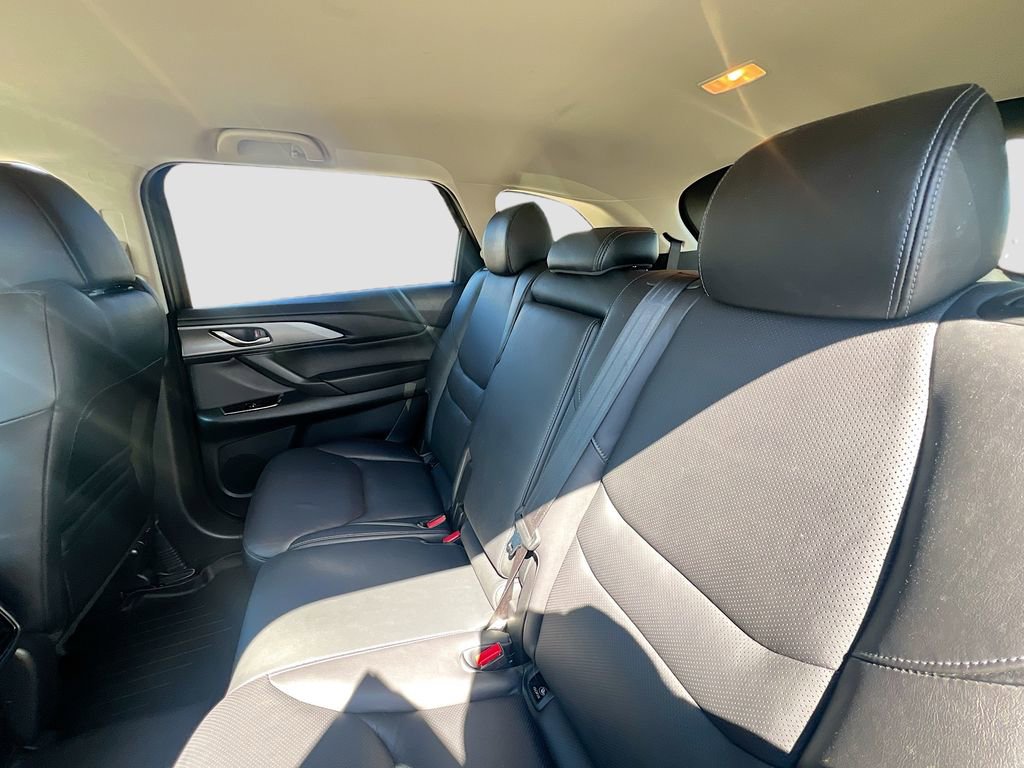 Used 2022 MAZDA CX-9 Touring image 26