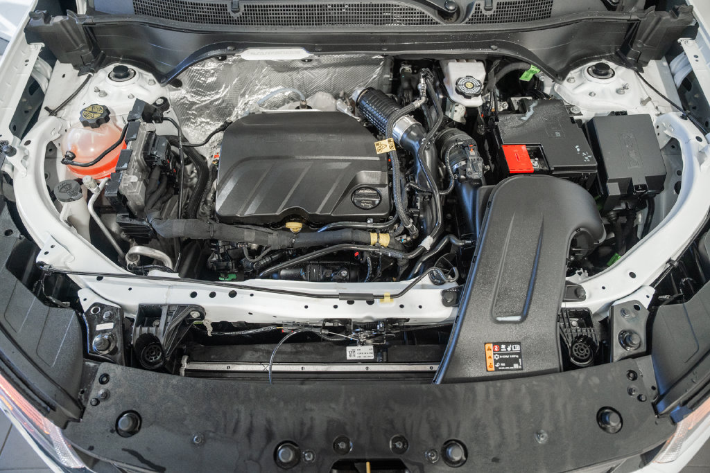 Used 2025 Chevrolet Trax LS FWD image 16