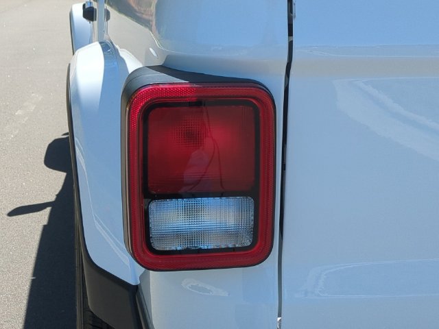 New 2026 Jeep Gladiator Sport AWD/4WD image 21