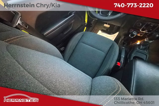 Used 2024 Jeep Wrangler Willys image 13