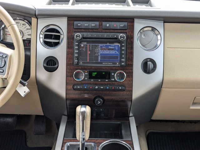 Used 2013 Ford Expedition XLT image 15