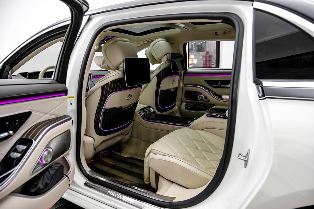 Used 2023 Mercedes-Benz Maybach S 680 4MATIC image 49