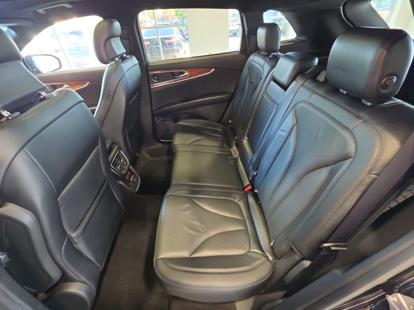 Used 2019 Lincoln Nautilus Reserve AWD/4WD image 36