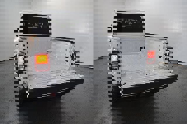 New 2025 Jeep Gladiator Sport AWD/4WD image 8