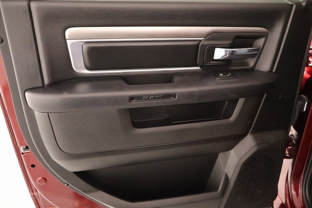 Used 2024 RAM 1500 Classic Warlock image 15