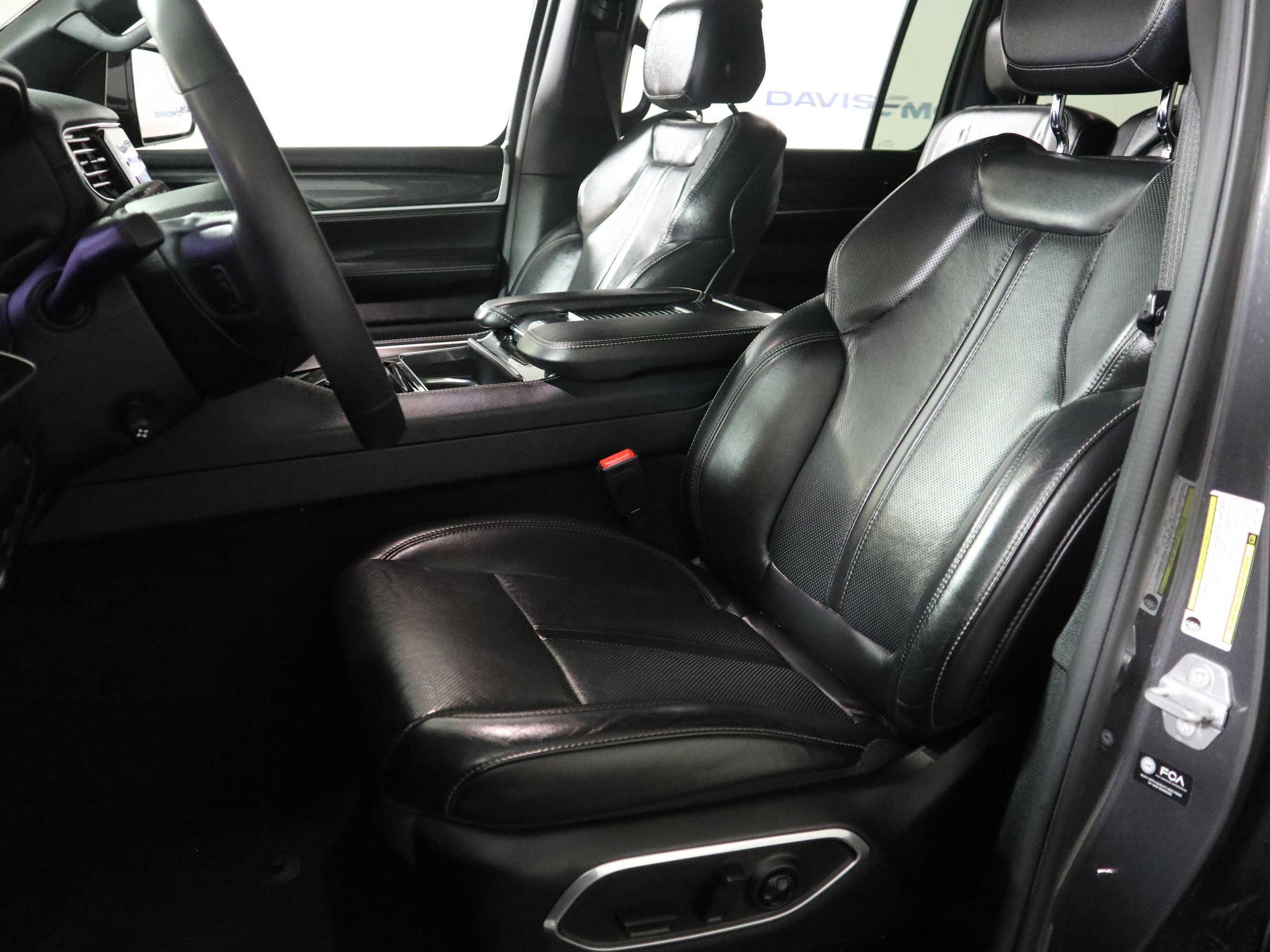 Used 2022 Jeep Wagoneer Series I image 23