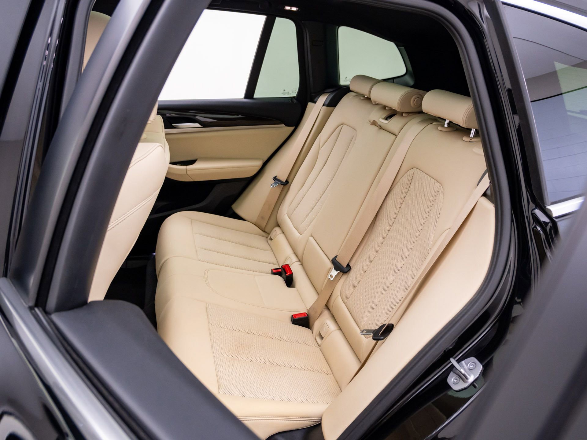 Certified 2022 BMW X3 xDrive30i w/ Convenience Package image 17