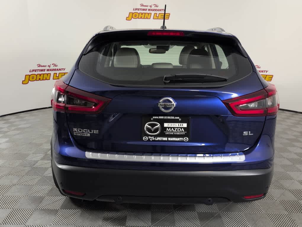 Used 2022 Nissan Rogue Sport SL w/ Premium Package FWD image 4