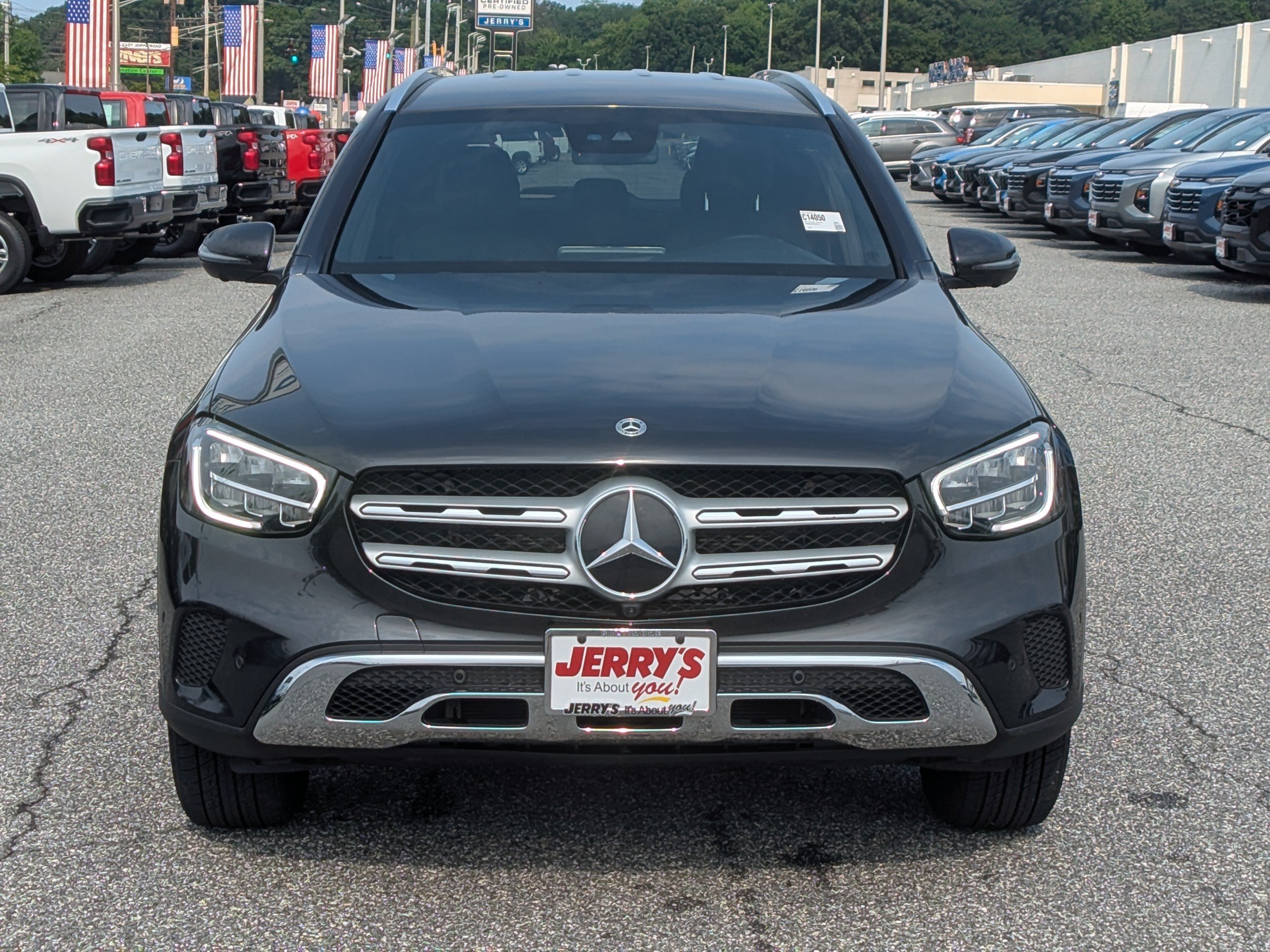 Used 2022 Mercedes-Benz GLC 300 4MATIC image 2