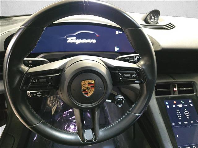 Used 2022 Porsche Taycan 4 Cross Turismo w/ Premium Package image 18