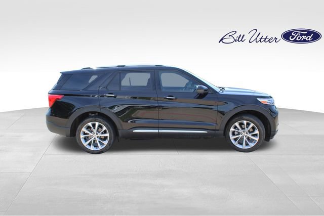 Used 2023 Ford Explorer Platinum w/ Technology Package AWD/4WD image 4