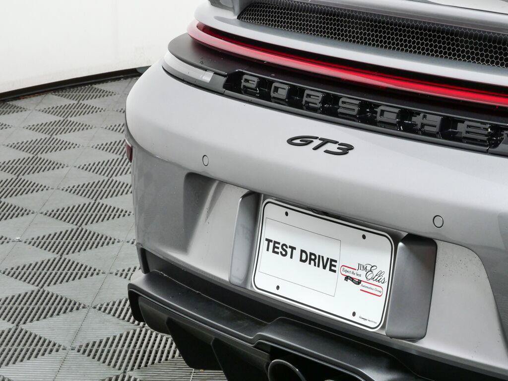 Certified 2026 Porsche 911 GT3 RWD image 30