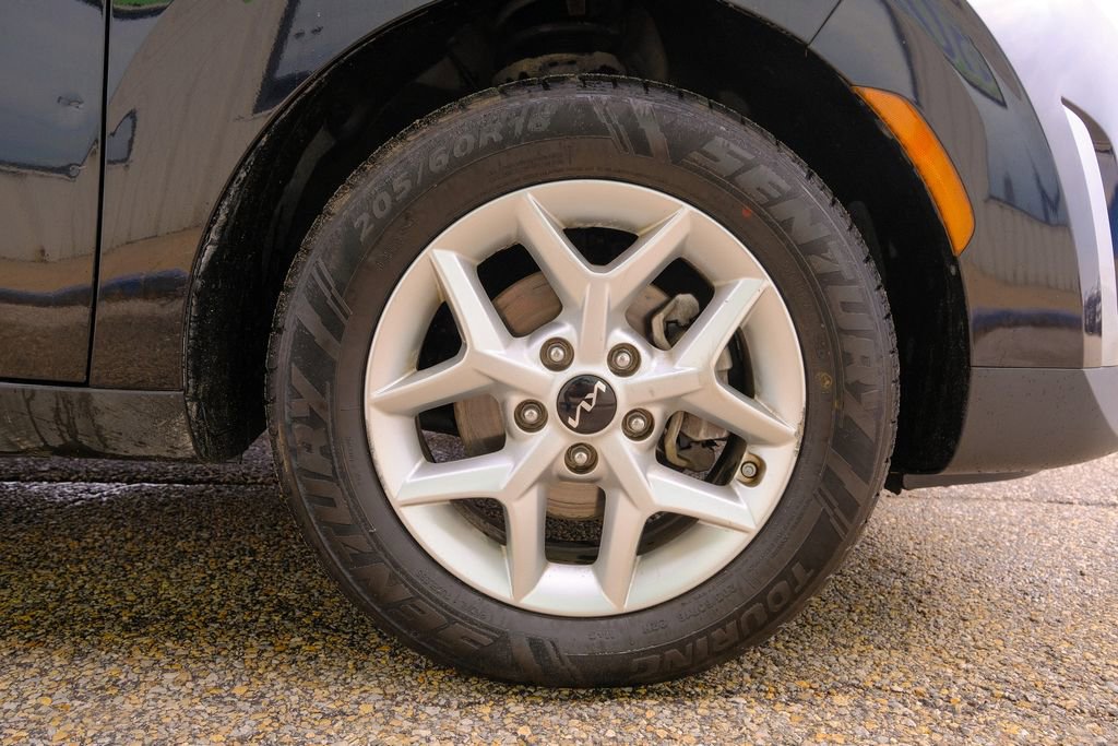 Used 2023 Kia Soul LX w/ LX Technology Package image 40