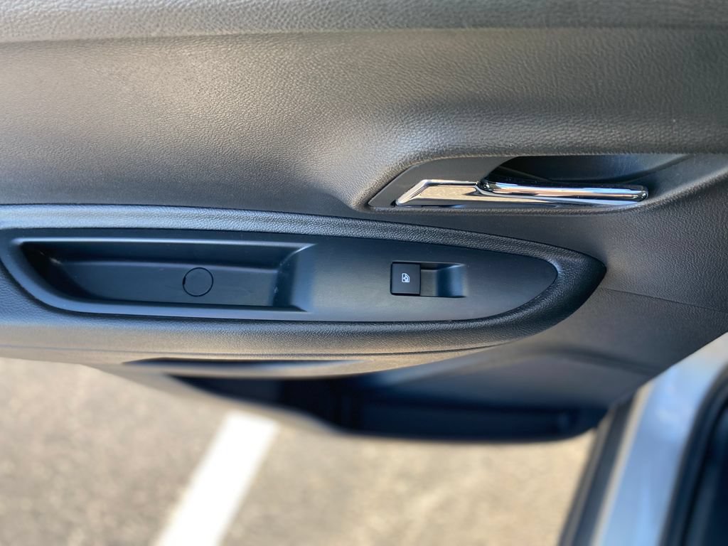Used 2017 Chevrolet Trax LS FWD image 17